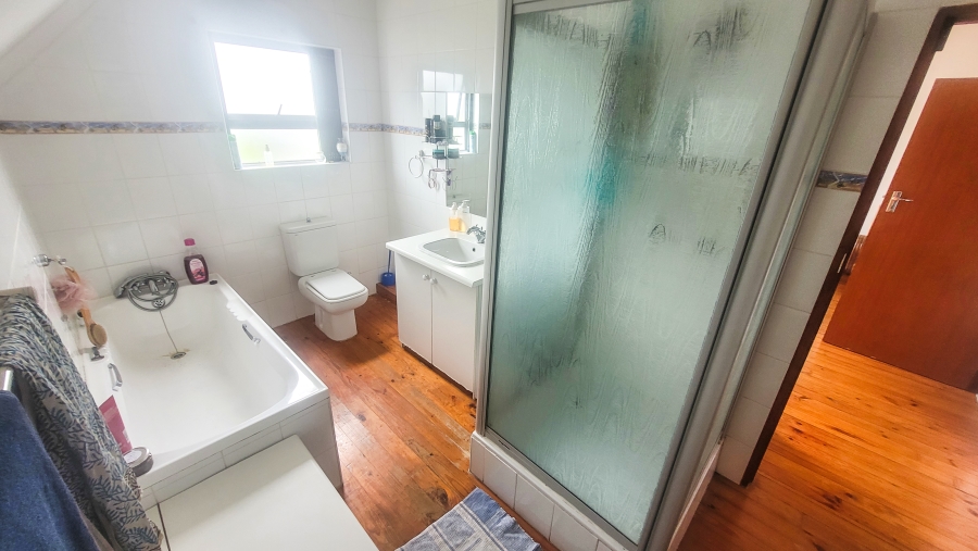 6 Bedroom Property for Sale in St Francis Bay Village Eastern Cape